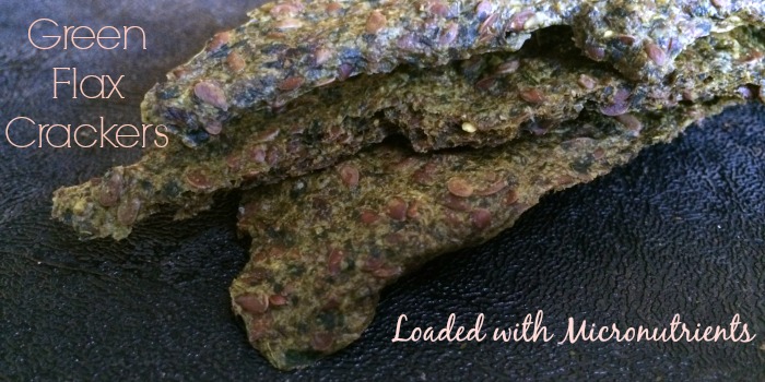 green flax crackers loaded with micronutrients