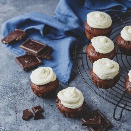 Keto maple buttercream frosting on a wire rack.