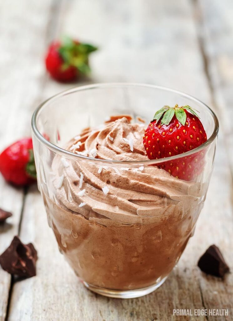 Avocado chocolate mousse keto