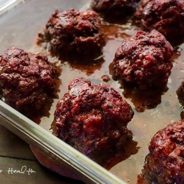 A glass dish with easy beef heart recipe.