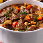 Low-carb beef stew slow cooker.