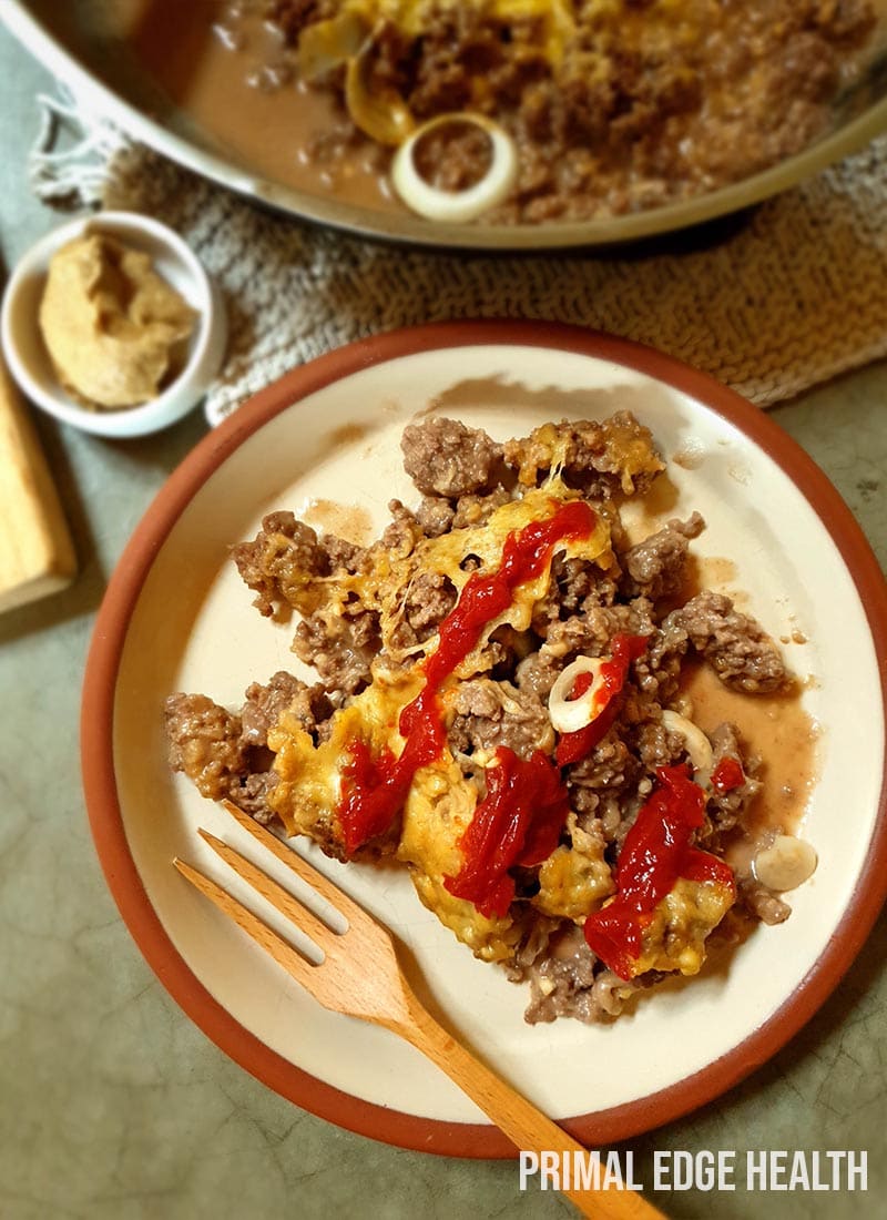 A bowl of keto cheeseburger skillet.