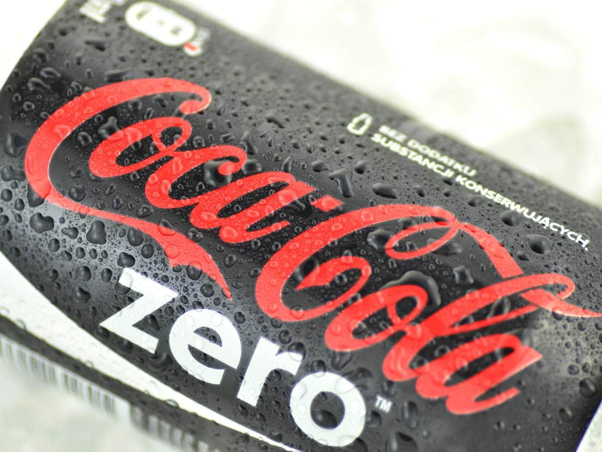 Close-up of a coca-cola zero can with water droplets.